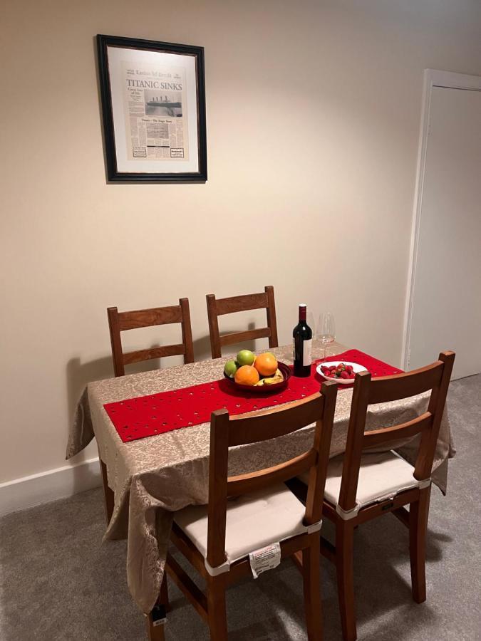 Luxury Cosy Retreat Apt Londres Extérieur photo